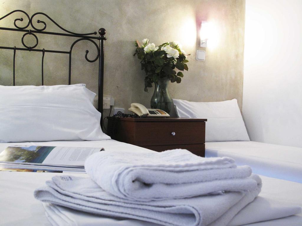 Hotel Azur Kriopigi Room photo